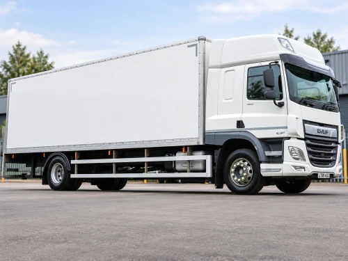 18 Tonne Box Truck Hire